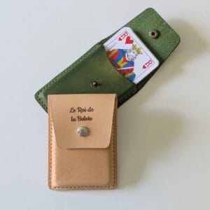etui cuir cartes à jouer